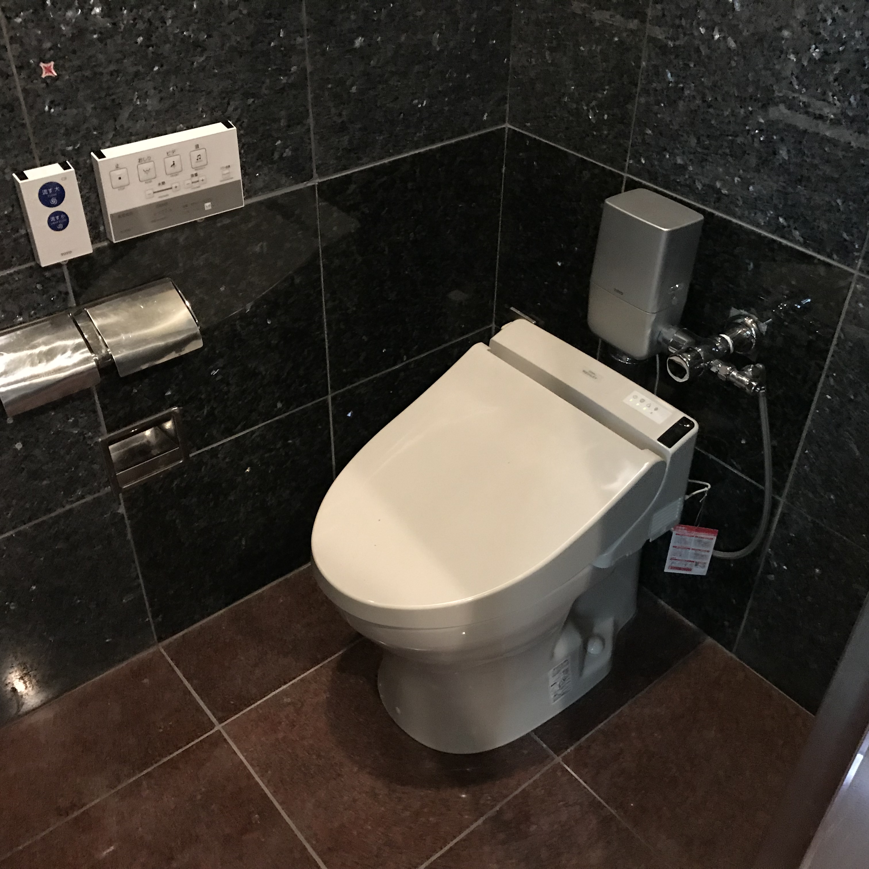 店舗トイレ改修工事